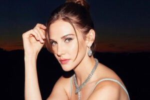 Alena Boz serialdan qovuldu – FOTO