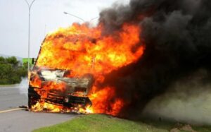 Ələt-Astara yolunda yük avtomobili BELƏ YANDI – VİDEO