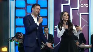 Müğənninin rəqqasələrlə ifası xanəndəni utandırdı – VİDEO