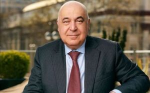 İnanmıram ki, o dünyada məni saqqallı kişilər və pərilər gözləyir – Çingiz Abdullayev