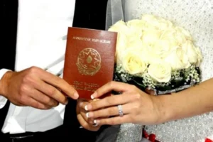 Evlənənlərin sayı azalıb