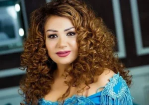 “Nisyə qızıl taxmaram” – Mənzurə həmkarına söz atdı