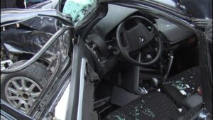 Göyçayda “Mercedes”lə “Qazel” toqquşdu, xəsarət alan var – VİDEO