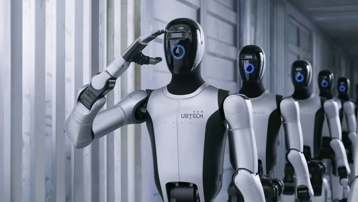 Ölümsüz əsgərlər xidmətdə – Çin insana bənzər robot ordusunu sərhədə yerləşdirdi