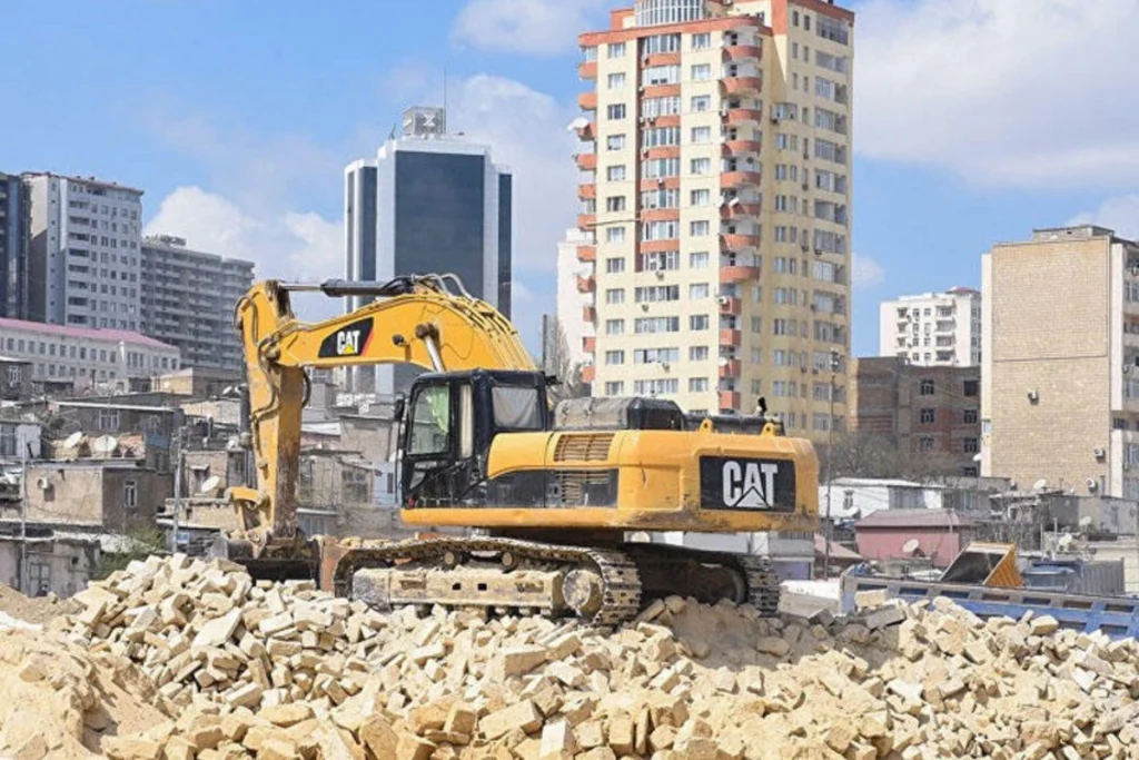 Paytaxtda minlərlə bina söküləcək – Kompensasiya ilə bağlı mühüm AÇIQLAMA