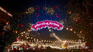 Bakıda fəvvarələr meydanında yanğın söndürüldü – YENİLƏNİB