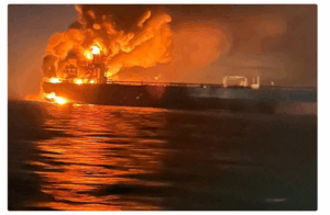 Qara dənizdə daha bir Rusiya gəmisinə hücum oldu – FOTO