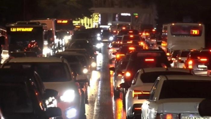 Bu yollarda tıxac var