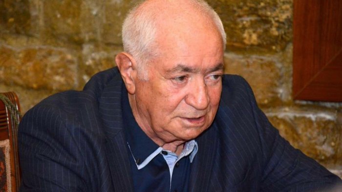 Mənim icazəm olmadan sözə müdaxilə edilməsin – Vahid Əziz ETİRAZ ETDİ