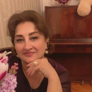 Ərinin balta ilə öldürdüyü qadın vəzifəli şəxs imiş – FOTO