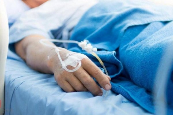 Xalq şairi xəstəxanaya yerləşdirildi, vəziyyəti ağırdı – FOTO