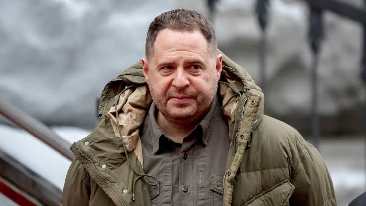 Yermak cəbhəyə yollandı