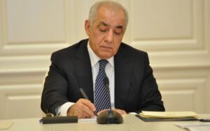 Baş nazir qərar imzaladı