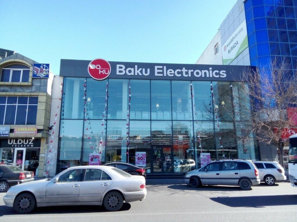 FHN “Baku Electronics”in mağazasını bağladı- FOTO/VİDEO