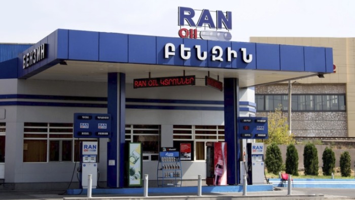 Ermənistanda sürücüləri Azərbaycan benzinini boykot etməyə çağırır