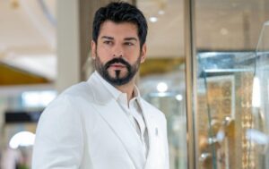 Burak Özçivit 45 milyonluq müqavilə imzaladı