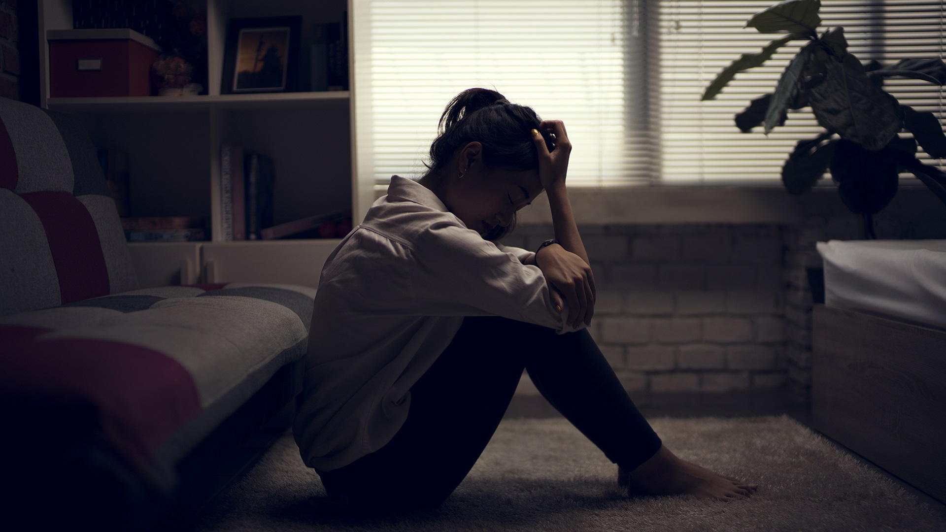 Depressiyanı artıran 5 gündəlik vərdiş – Mütəxəssislər xəbərdarlıq edir