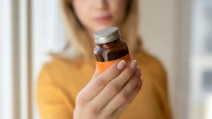 Yaş artdıqca qadınlara vacib olan 5 vitamin