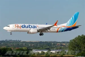 Təyyarə Bakıya təcili eniş etdi – Bu səbəbdən