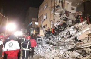 Tehranda yaşayış binası çökdü – FOTO