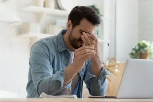 Xoşbəxt deyilsənsə, işə gəlmə – Şirkət rəhbərindən YENİ QAYDA