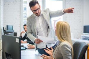 Bu hallarda işçi işdən çıxarılacaq – YENİ QAYDALAR