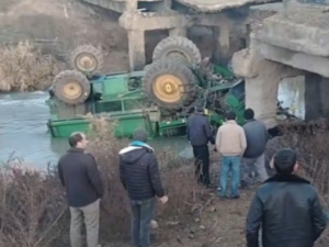 Körpü uçdu, kanala düşən kombayn sürücüsü öldü – FOTO