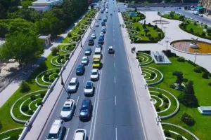 Bu prospektdə velosiped zolağı və parkinq ərazisi yaradıır