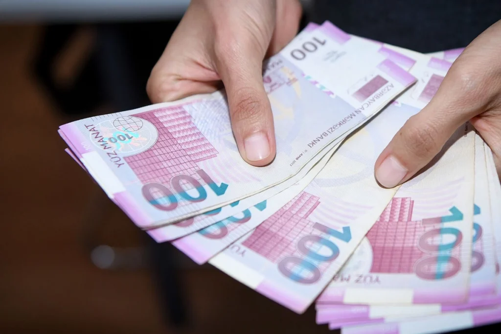 Bu şəxslərə iki dəfə çox maaş ödəniləcək