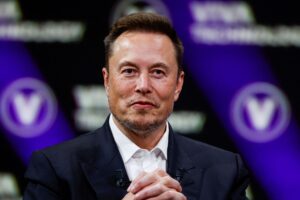 Elon Mask dünyanın ilk trilyonçusu olmağa yaxınlaşır