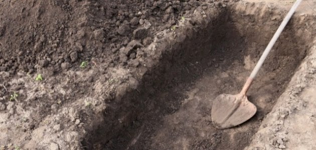 Gəlini tərəfindən öldürülən qadının nəşi məzardan çıxarıldı – VİDEO