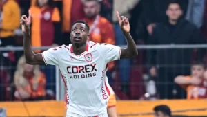 “Fənərbaxça” qış transfer mövsümündə ilk transferini etdi