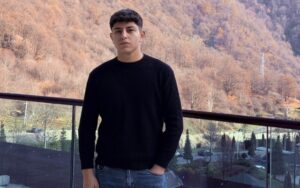 Mirmahmud Mirəlioğlunun ölən 18 yaşlı nəvəsinin FOTOSU