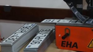 Zədələnmiş nömrə nişanları belə dəyişdirilir – Sürücülərin doğru bildiyi SƏHV