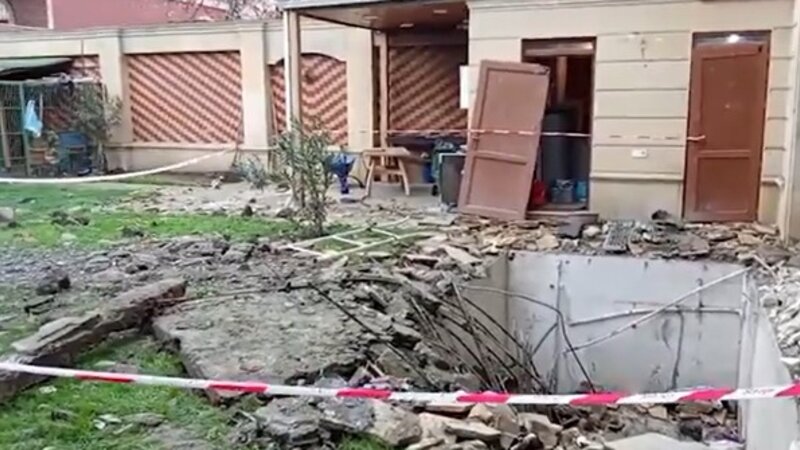 Bakıda GÜCLÜ PARTLAYIŞ: Yaralılardan biri öldü – YENİLƏNİR