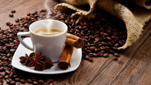 Qəhvəni bu qidalarla birgə içməyin – TƏHLÜKƏLİDİR