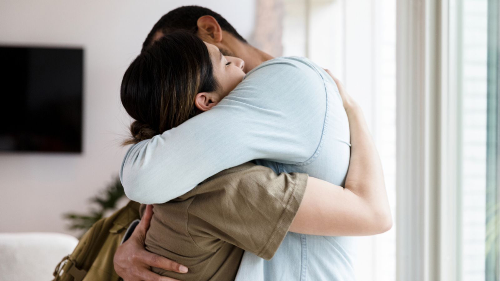 Bu gün Beynəlxalq Qucaqlaşma Günüdür – Bir qucaq hər şeyi dəyişə bilər