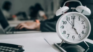 Azərbaycanda saatlıq iş rejiminin tətbiqi ilə bağlı AÇIQLAMA