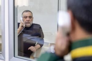 Prokuror Vardanyanın ömürlük azadlıqdan məhrum olunmasını istədi