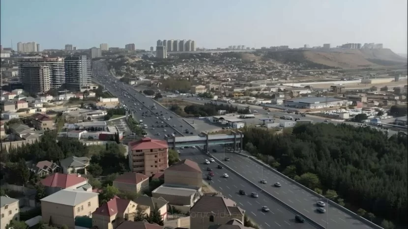 Xırdalanda mənzildə köməksiz vəziyyətdə qalan vətəndaşlar xilas edildi – VİDEO