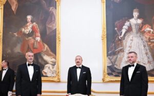 Bratislavada İlham Əliyevin şərəfinə rəsmi ziyafət verildi – FOTOLAR