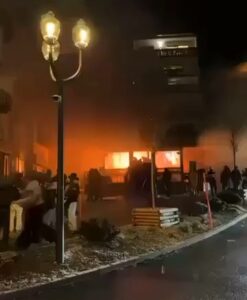 Məşhur kurortda Yeni il gecəsi GÜCLÜ YANĞIN: 40 ölü, 100 yaralı (YENİLƏNDİ)