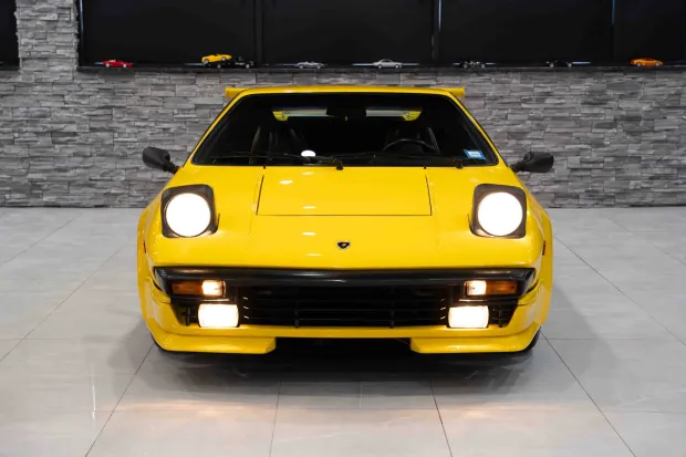 Bu avtomobildən dünyada cəmi 7 ədəddir – Hərraca çıxarıldı