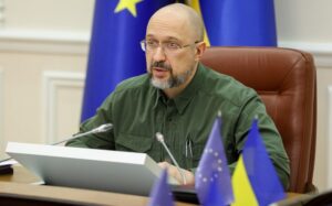 Ukraynanın müdafiə naziri istefa verdi