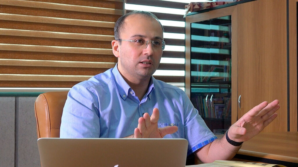 İstəyirsiz Bethoven çaldırın, ölüyə faydası yoxdur – Elşad Miri