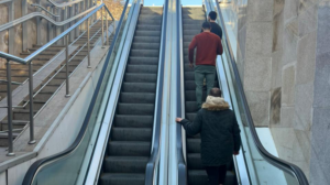 Piyadalara ŞAD XƏBƏR – Bu ərazidəki eskalatorlar işə salındı