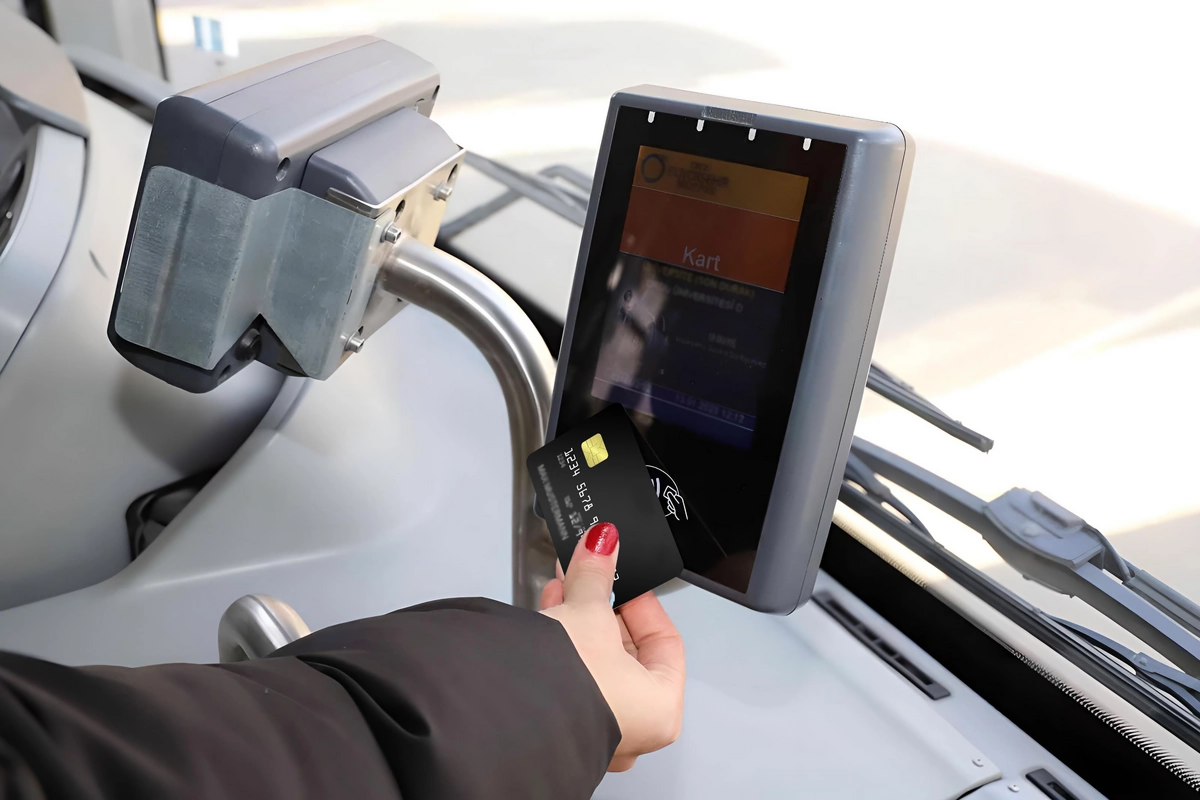 Bu avtobuslarda gedişhaqqı 90 qəpik oldu