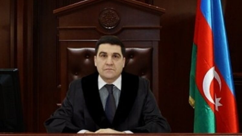 Bakıda dəhşətli ailə faciəsi: Məhkəmə sədrinin oğlu arvadını bıçaqladı