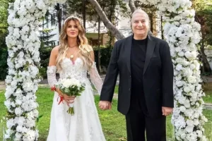 Ərbil ilə boşanmayacağını açıqladı