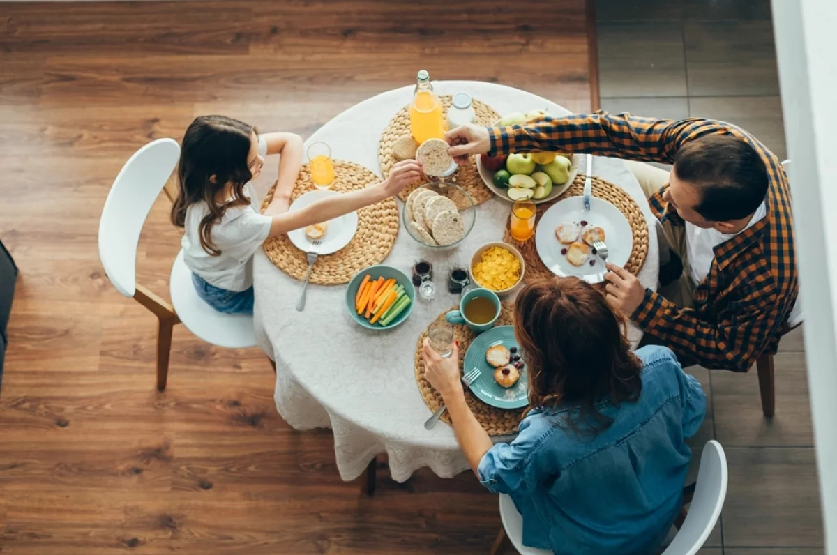 Gənc və sağlam qalmağın SİRRİ – Faydalı səhər vərdişləri